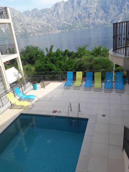 2Br Apartment With Pool Котор Екстер'єр фото