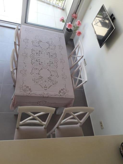 2Br Apartment With Pool Котор Екстер'єр фото